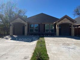 featured image of 103 Sabine Ave