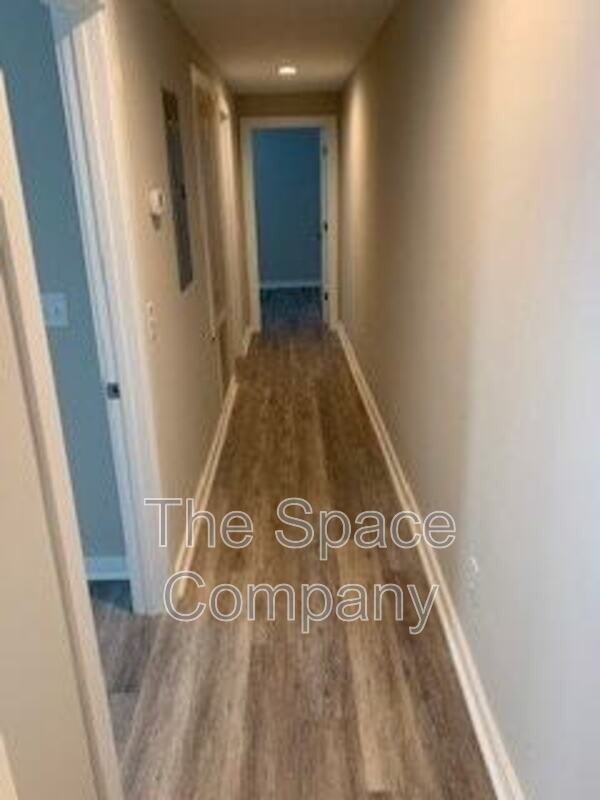 587 Rutledge Ave #B - Photo 4 of 7