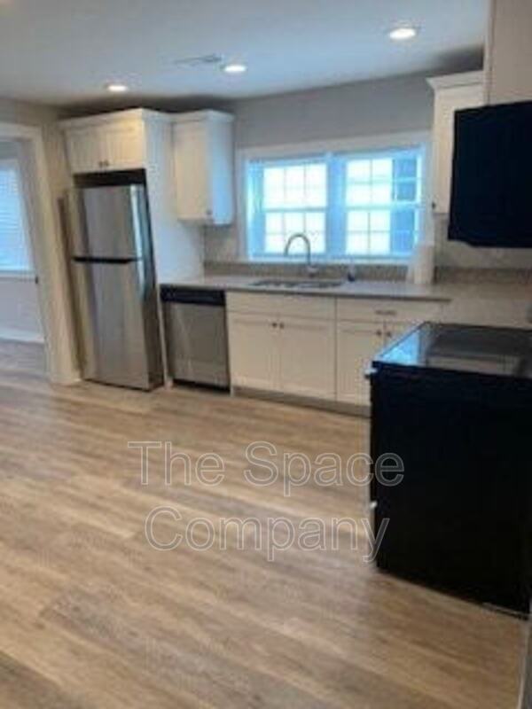 587 Rutledge Ave #B - Photo 5 of 7