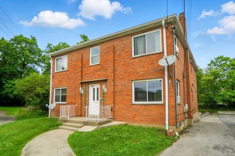 3926 E Gatewood Ln #4 - Photo 4 of 19