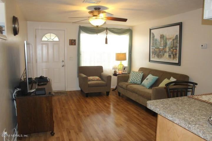 258 Capella Rd - Photo 2 of 8