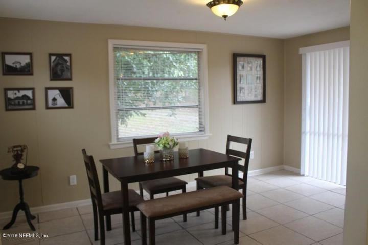 258 Capella Rd - Photo 3 of 8