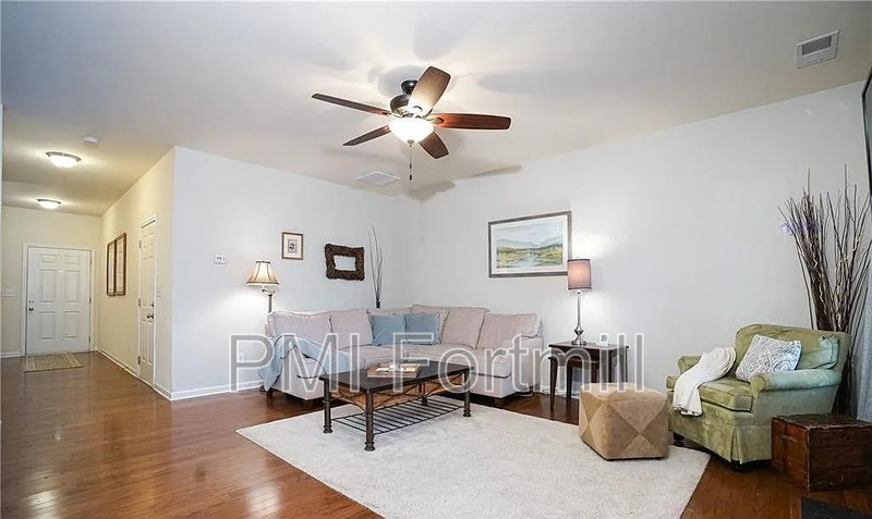 13769 Singleleaf Ln - Photo 4 of 16