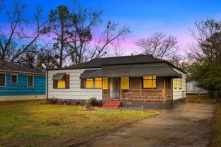 5717 Avenue O - Photo 1 of 1