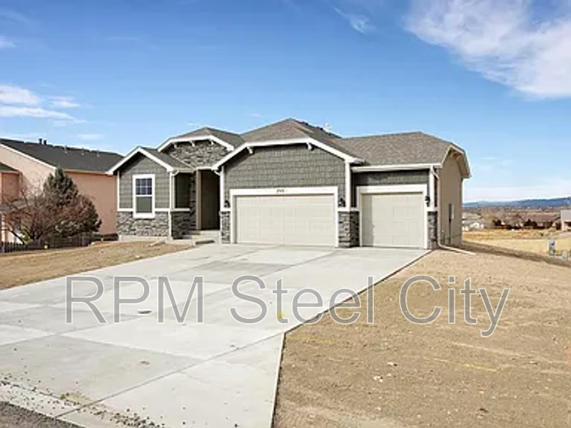 753 S Laurue Dr - Photo 2 of 38