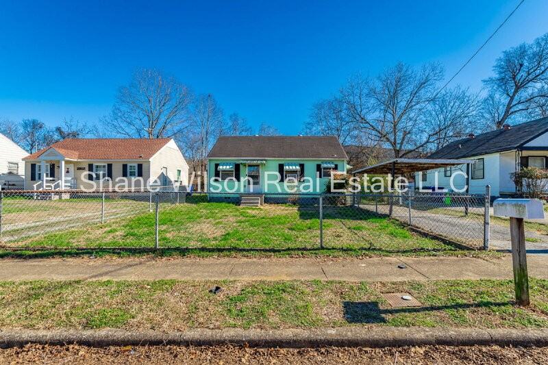 2904 5th Ave - Photo 2 of 14