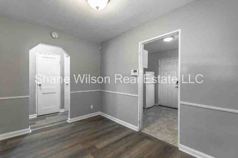 2904 5th Ave - Photo 5 of 14