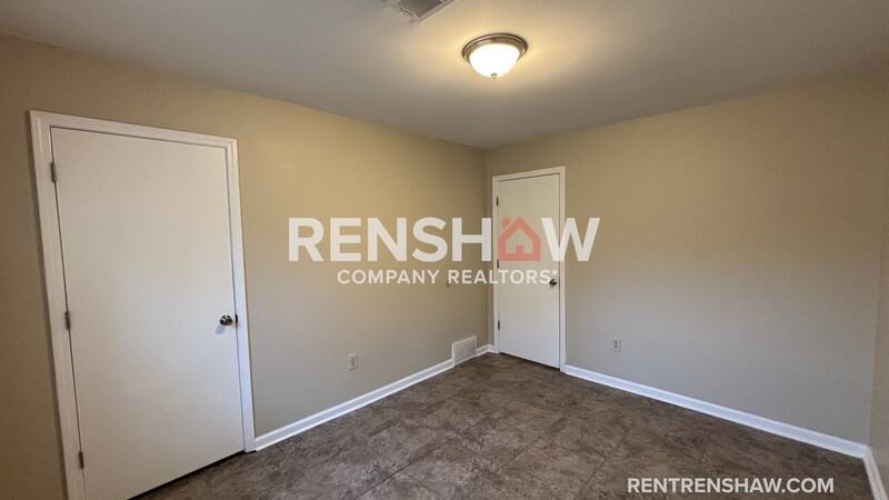 3226 Lyndale Ave - Photo 6 of 15