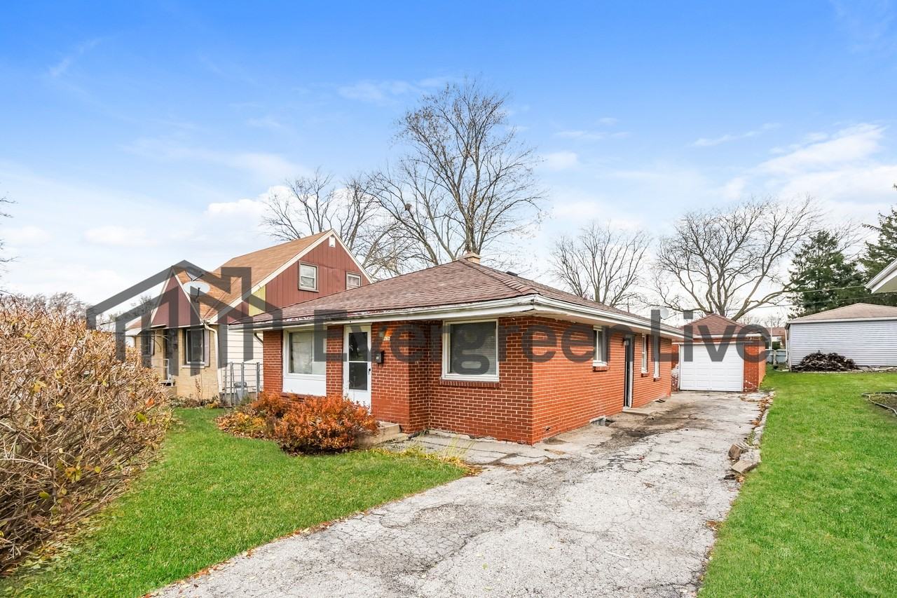 4636 N 72nd St - Photo 2 of 15