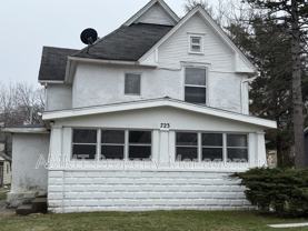 723 W 1st St - Photo 1 of 1