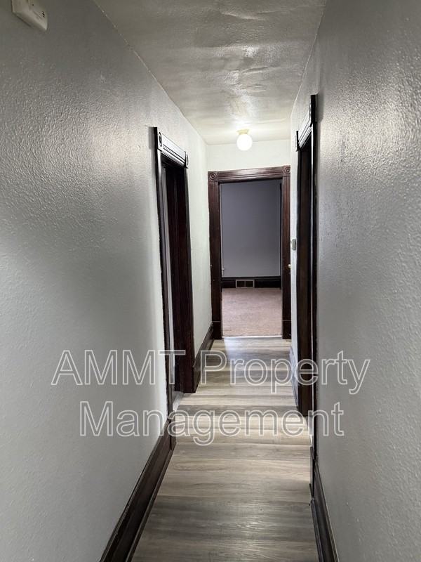 723 W 1st St - Photo 5 of 13