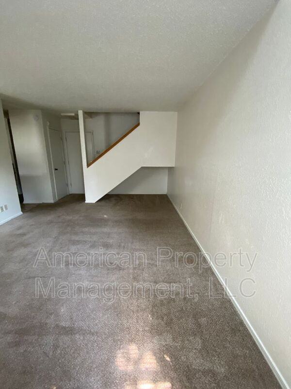 2303 W Quantico St - Photo 4 of 26