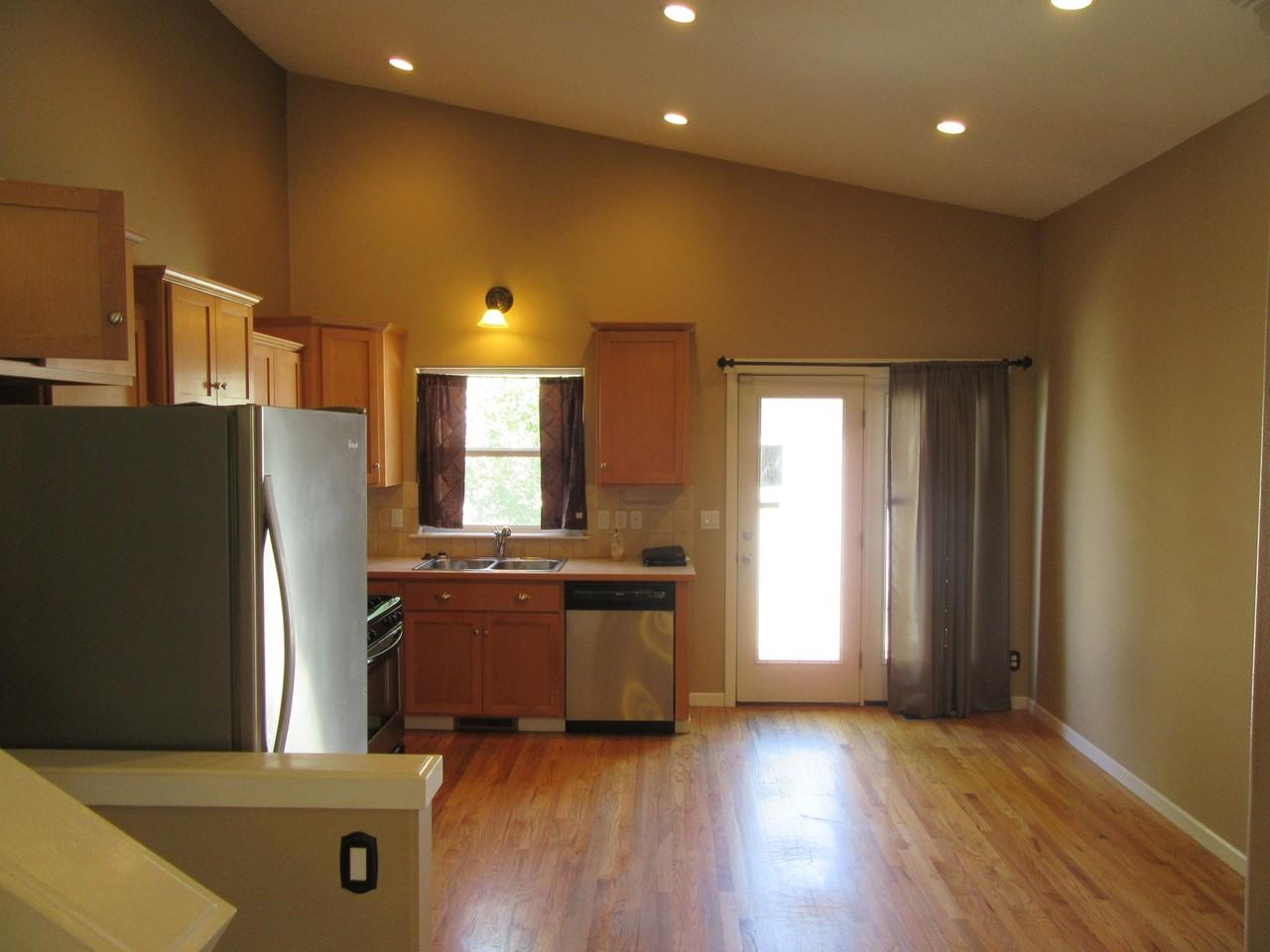 1314 W Tualatin Dr - Photo 5 of 15