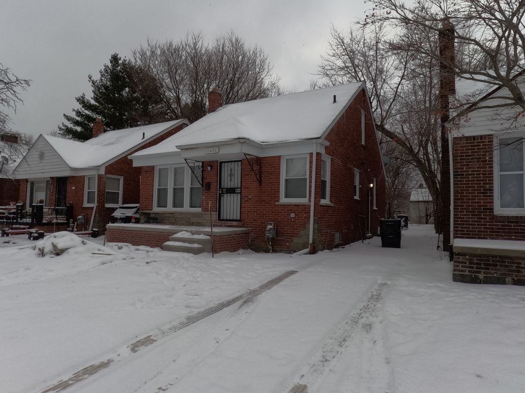 11496 Kennebec St - Photo 2 of 9