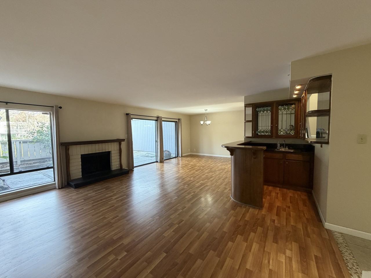 5143 Oakdale Court - Photo 5 of 30