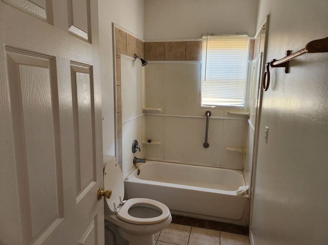 2649 N Rocheblave St - Photo 4 of 9