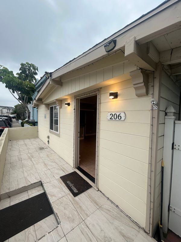 206 Fern St - Photo 3 of 4