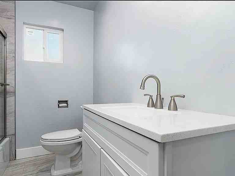 26440 Plymouth St - Photo 3 of 13