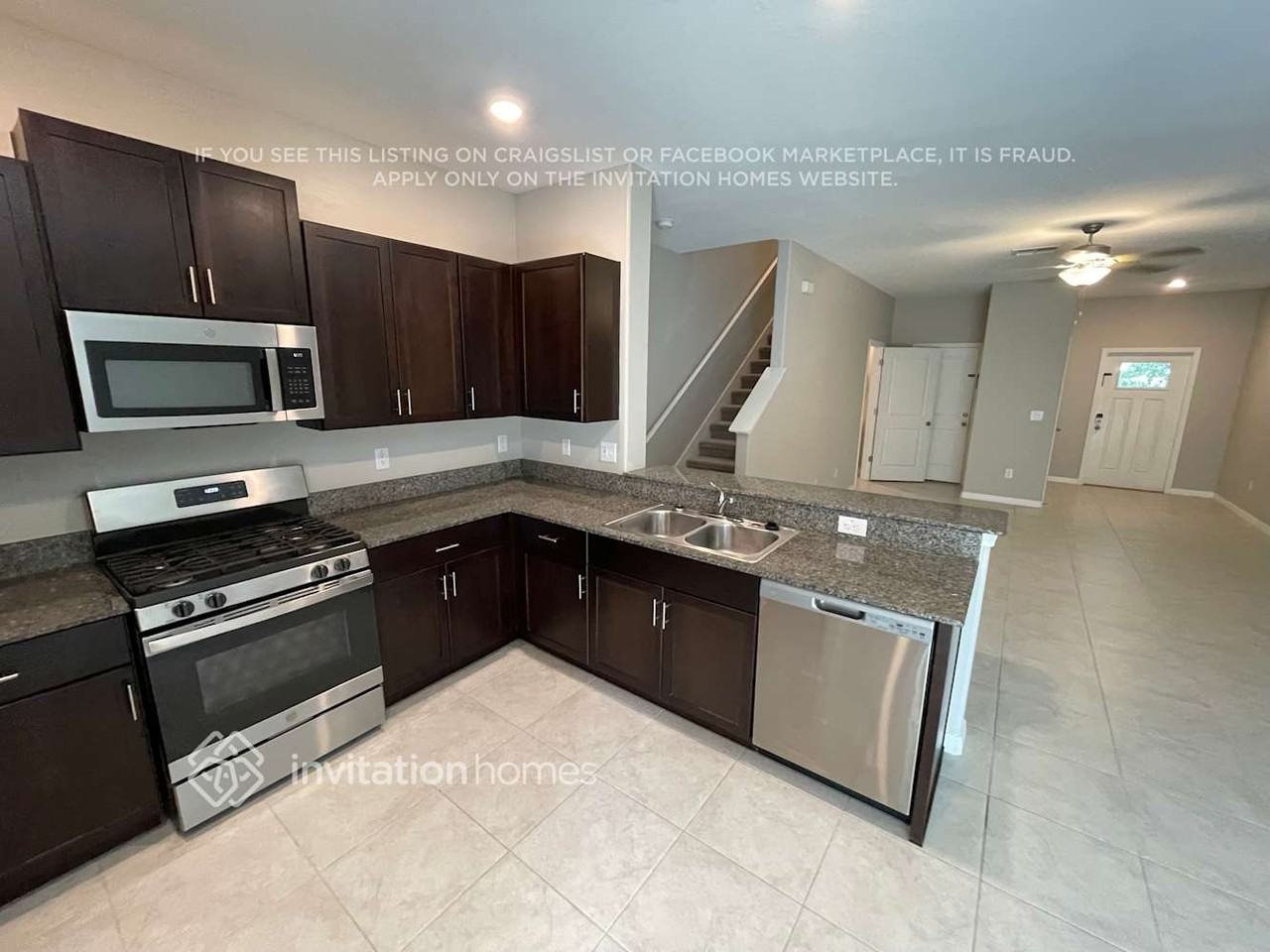 8488 Druid Oaks Ln - Photo 4 of 32