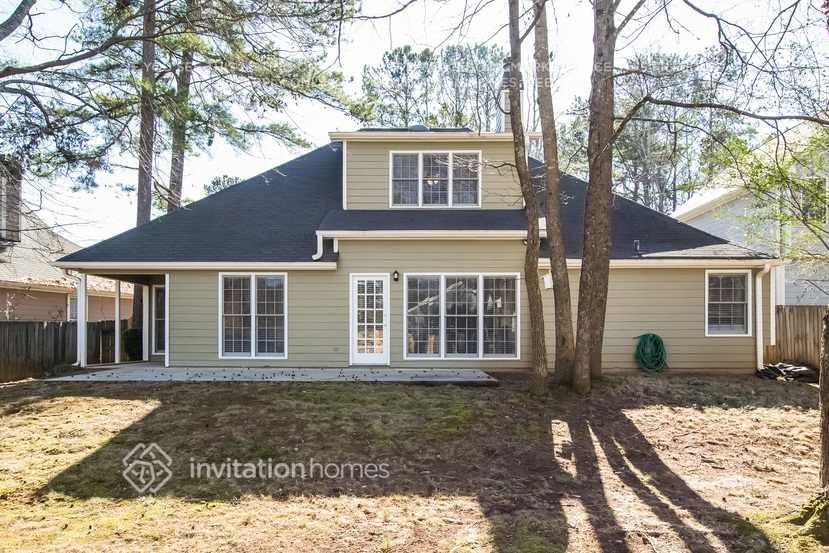 3475 Whisperwood Ct Nw - Photo 4 of 5