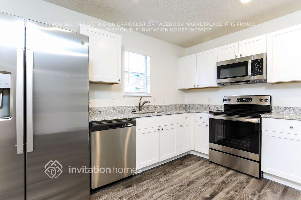 2525 Rivers Edge Dr - Photo 6 of 15