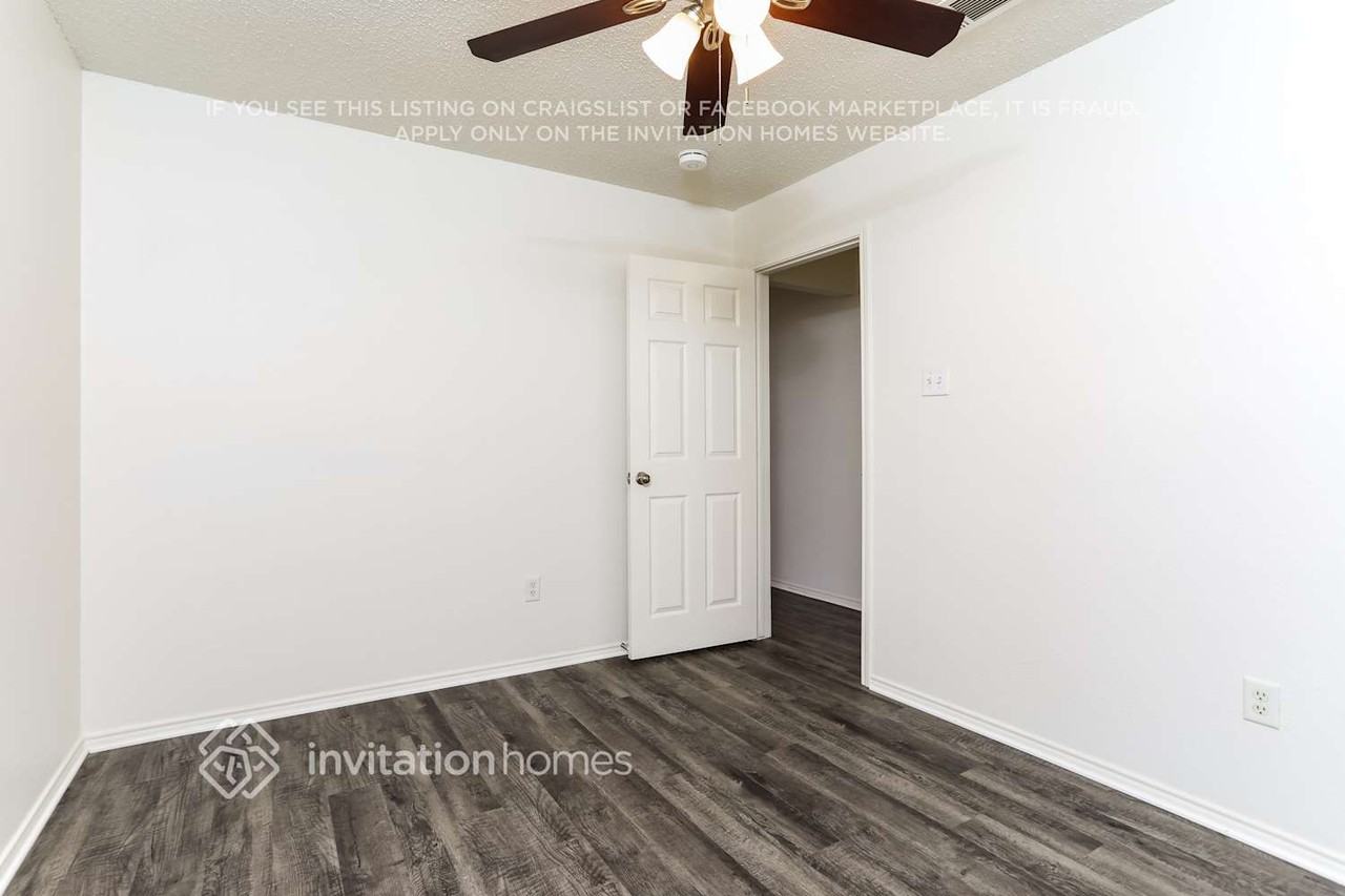 2525 Rivers Edge Dr - Photo 7 of 15