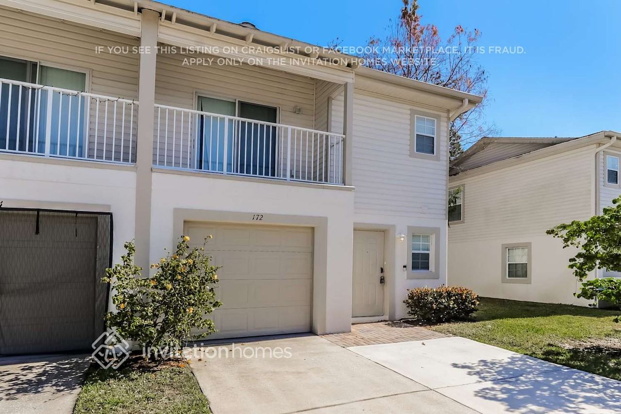 172 Carol Susan Ln - Photo 5 of 18