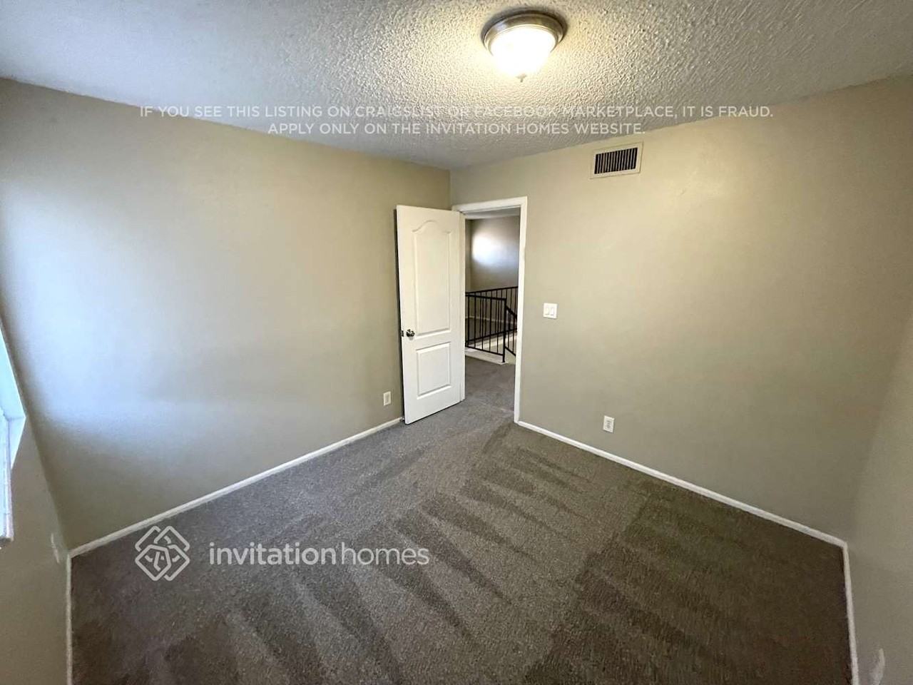 10037 W Montecito Ave - Photo 6 of 14