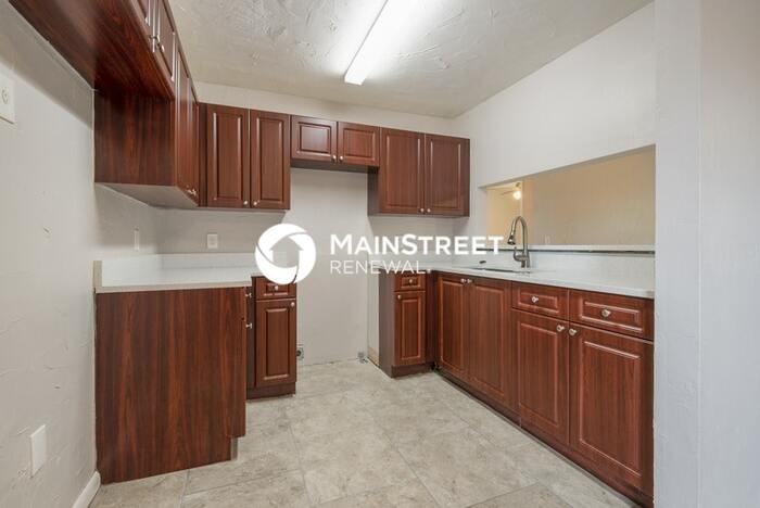 8881 Sw 21st St - Photo 4 of 18