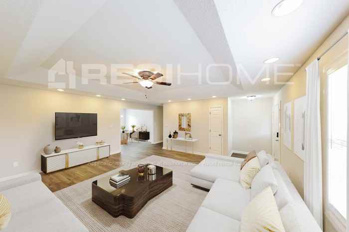 17697 Jeffery St - Photo 4 of 18