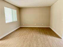 748 Minor St #748F - Photo 1 of 1
