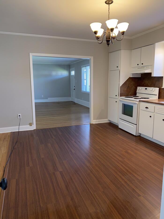 1132 Hipp Rd - Photo 3 of 14