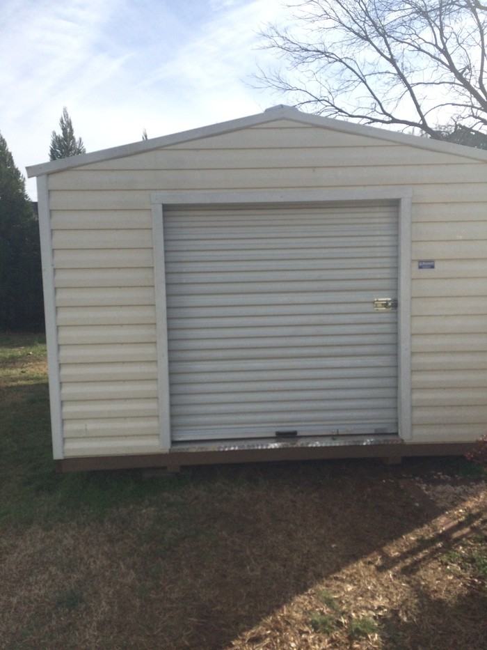 1132 Hipp Rd - Photo 4 of 14