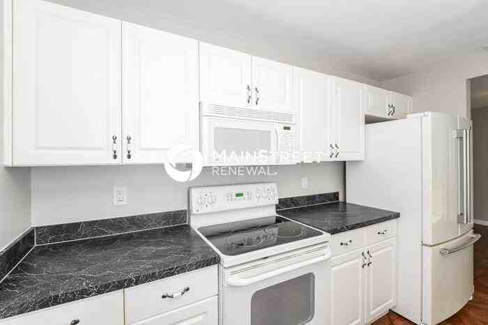 1117 N Singleton Ave - Photo 7 of 16