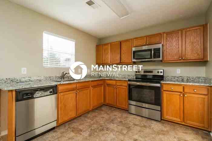 2134 Carlton Ln - Photo 7 of 15