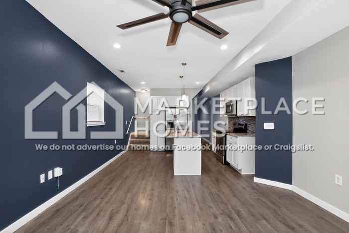 1011 Harlan St - Photo 4 of 28