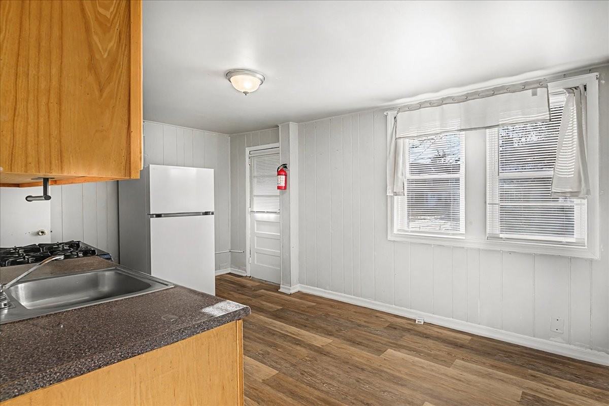 1314 Argus Rd #1 - Photo 5 of 40