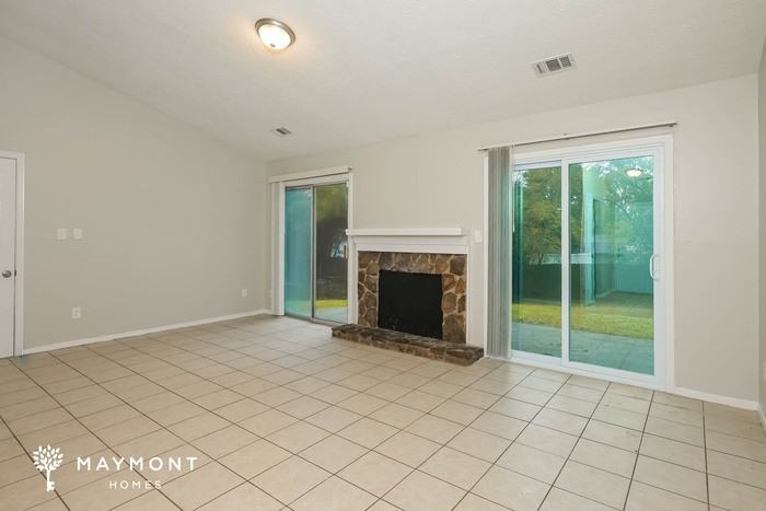 4602 Garden Hills Dr - Photo 5 of 12