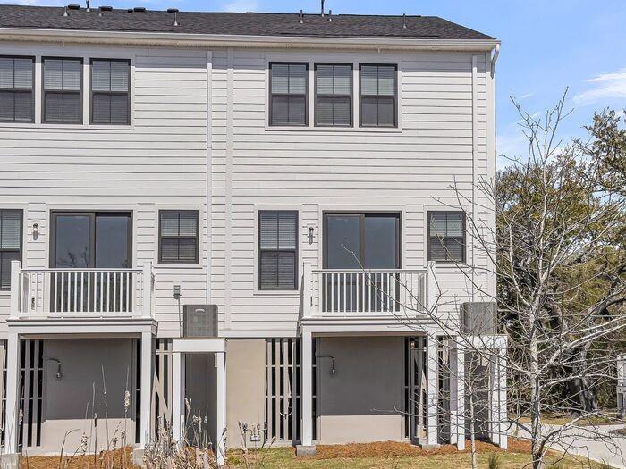 4275 Ohear Ave #504 - Photo 3 of 24