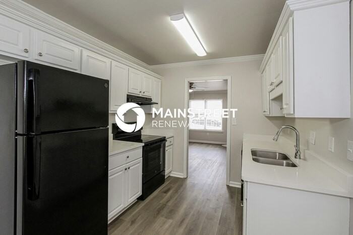 401 Meriweather Ln - Photo 6 of 16