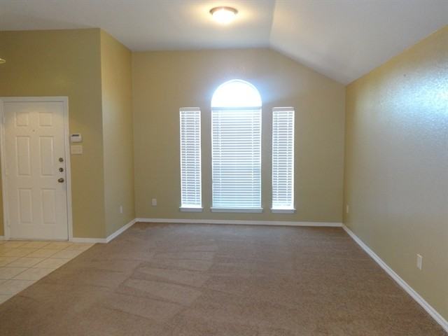 1517 Creekstone Ct - Photo 2 of 15