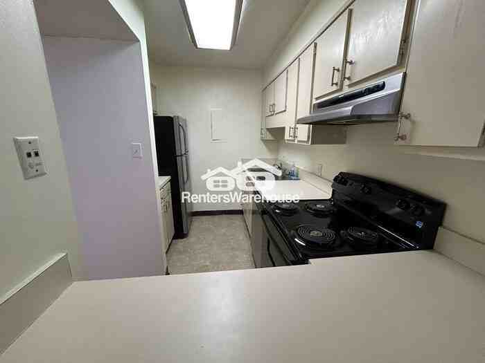 3350 Altamont Rd #E11 - Photo 6 of 18