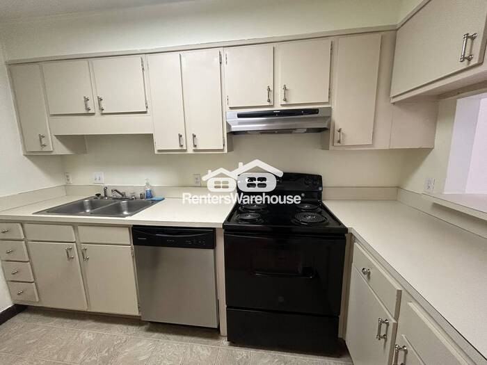 3350 Altamont Rd #E11 - Photo 7 of 18