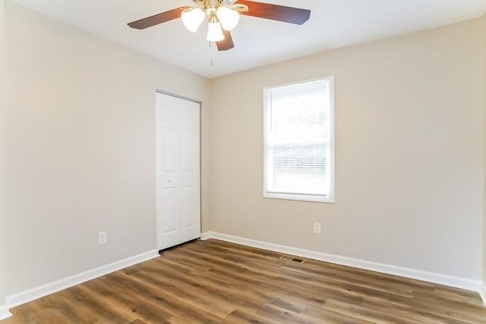 16417 Waterbury Ln - Photo 7 of 12