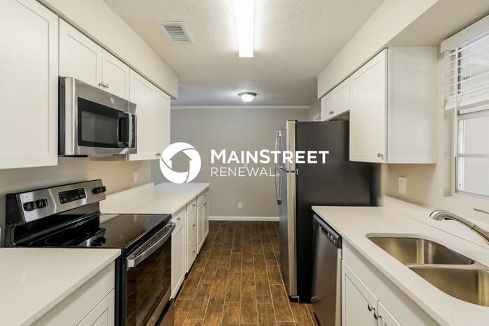 470 Sigsbee Ct - Photo 7 of 16