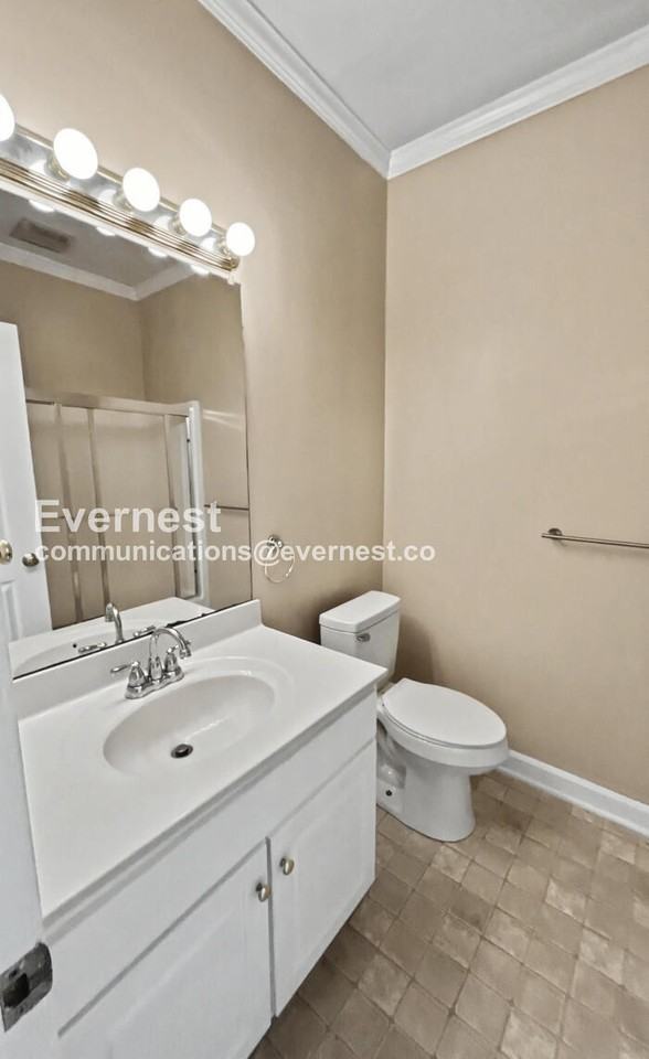 505 Spears Ave - Photo 6 of 17