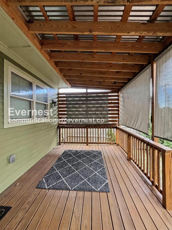 736 29th Ave N - Photo 2 of 7