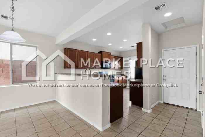 9808 Farinosa Ave Sw - Photo 5 of 32