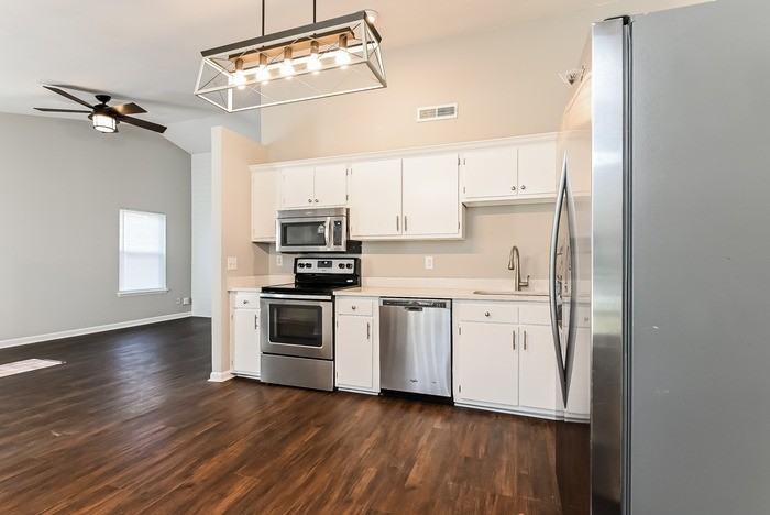 101 Tweed Ct - Photo 6 of 14