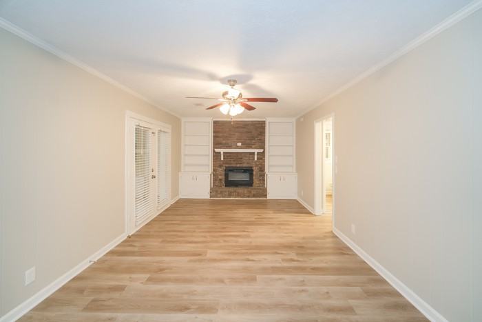 2531 Country Club Dr - Photo 5 of 18